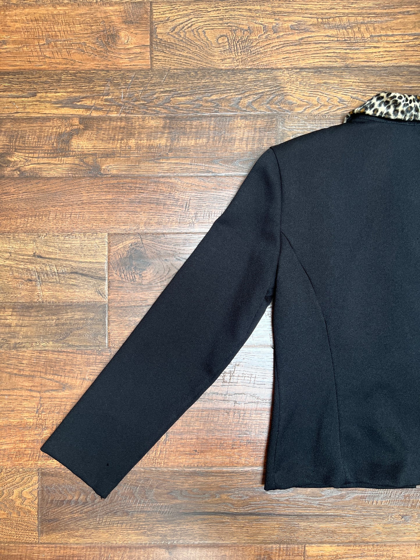Vintage Clothing - Button Front Blazer - Faux Cheetah Fur Trim - Small - All That Jazz