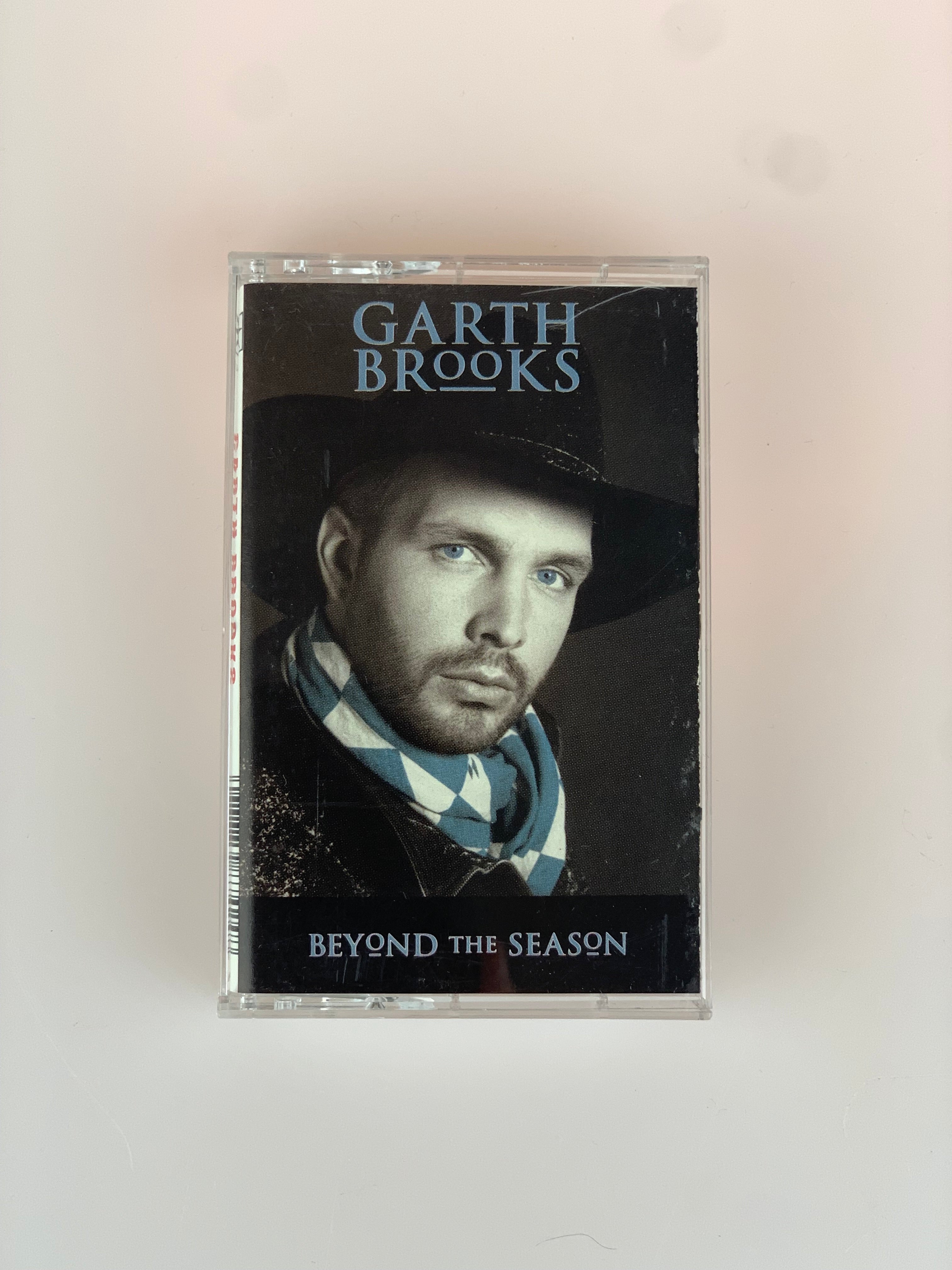 Cassette Tape - Garth Brooks - Beyond The Season - 1992 – The Cat Vintage