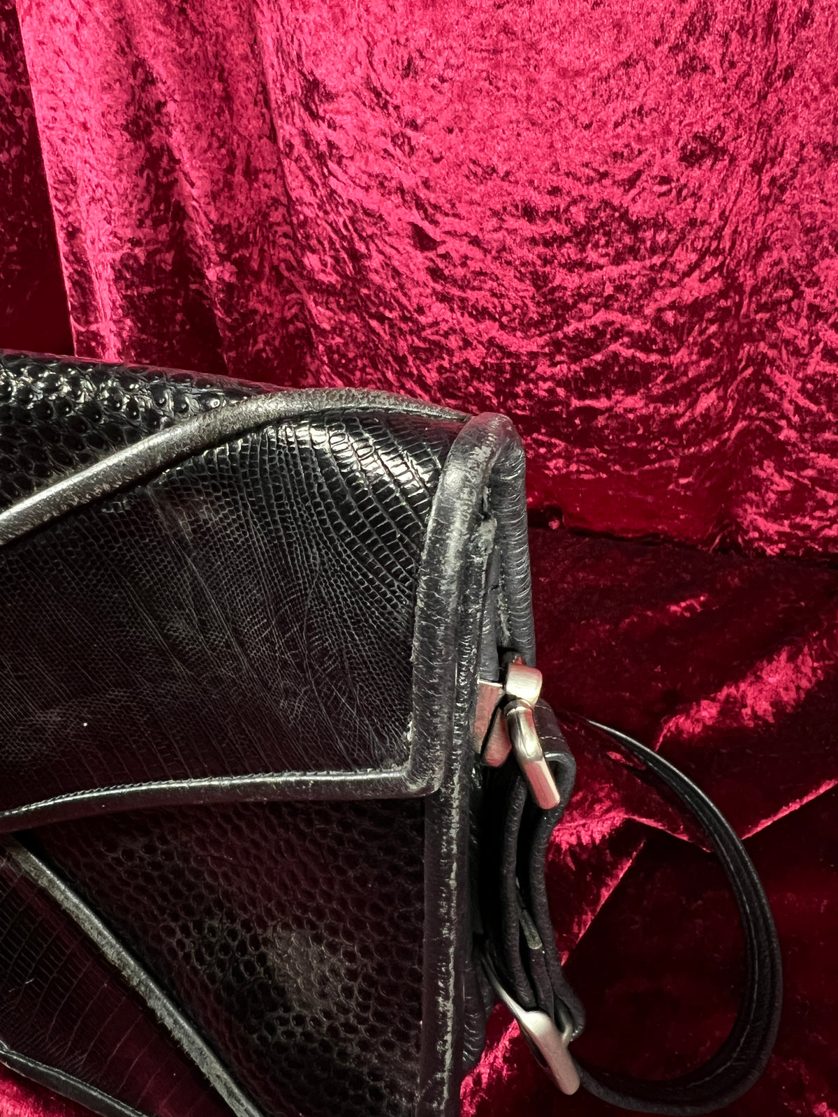 Vintage Y2K Black Leather Shoulder Bag - Reptile Embossed Patchwork Purse