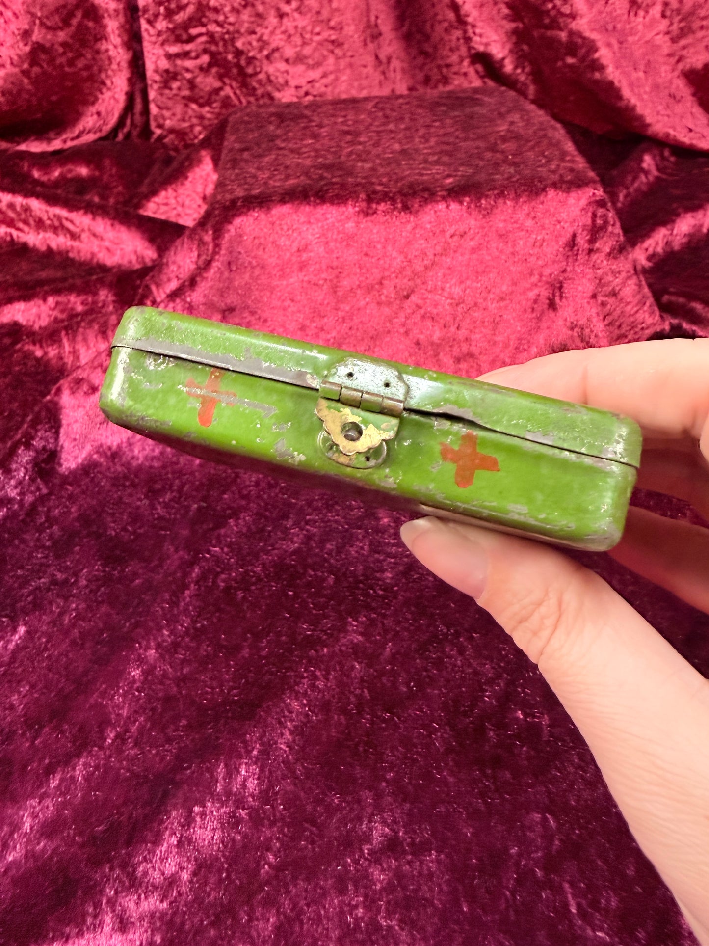Vintage Metal First Aid Kit – Bell System Telephone Company Medical Tin