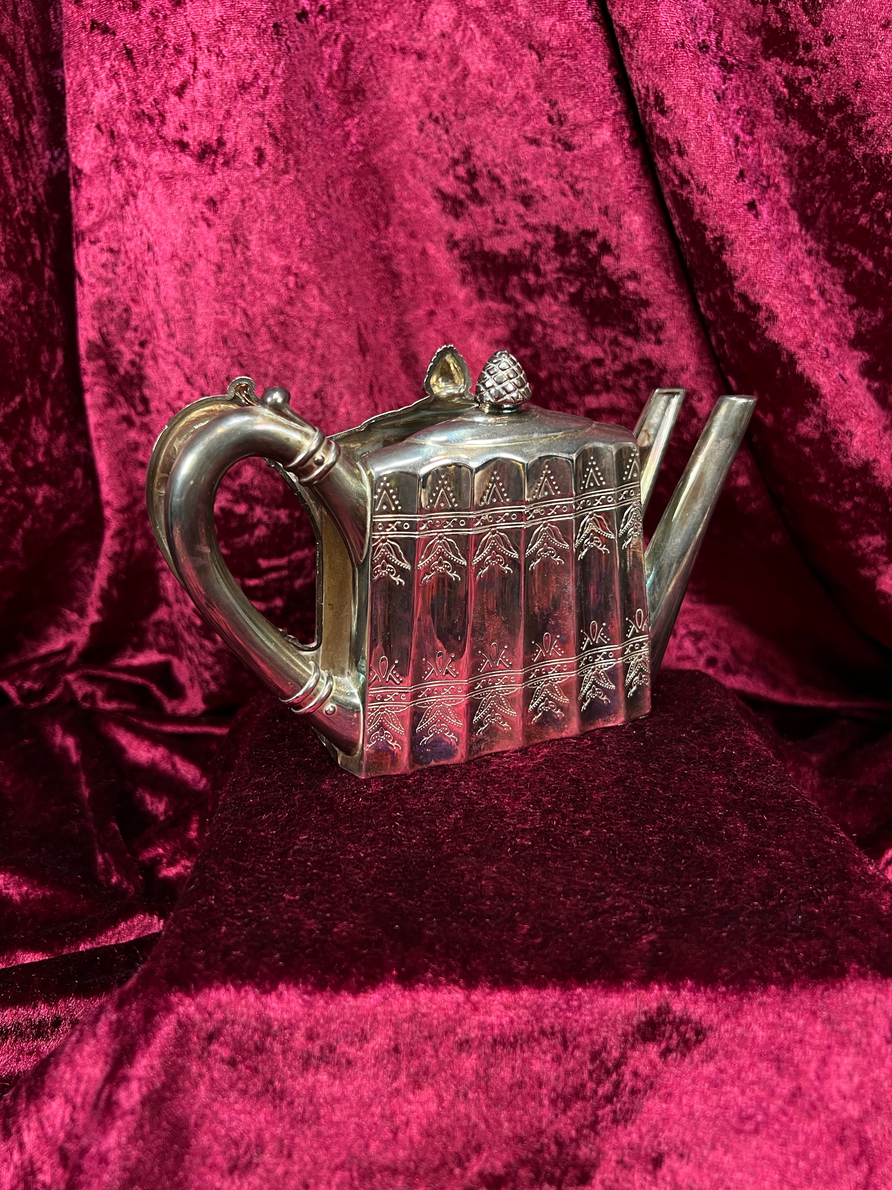 Vintage Kitchen | The Cat Vintage