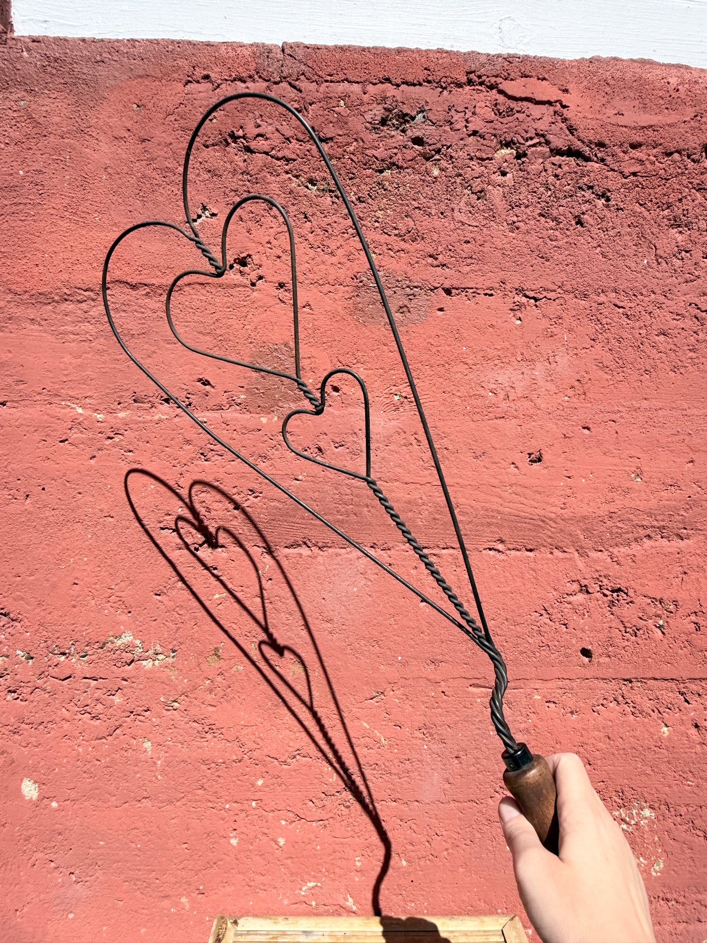 Vintage Wire Blanket Beater – Triple Heart Primitive Design