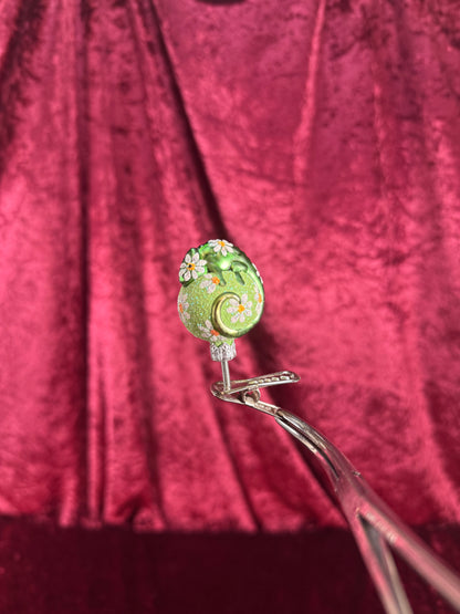 Vintage Christmas - Handblown Glass Clip On Ornament - Green Chameleon and Daisies - Patricia Breen - Poland