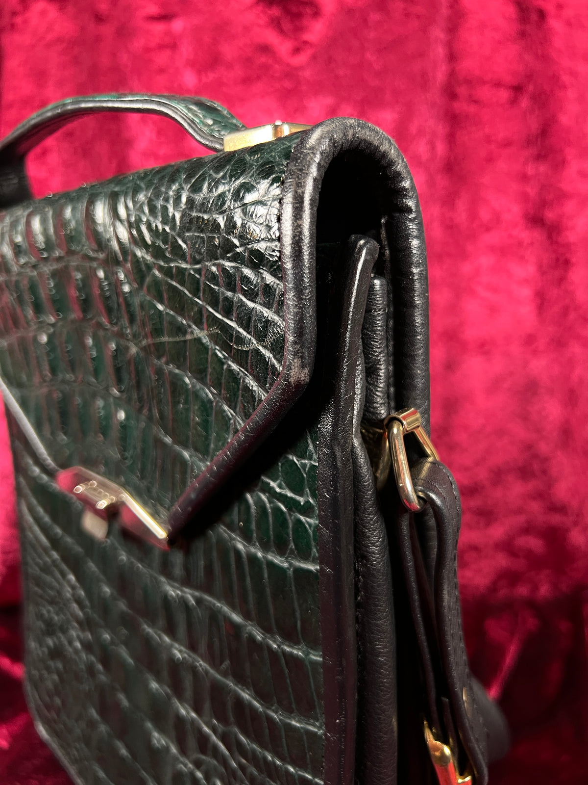 Vintage Emerald Green Leather Crossbody Bag - Croc Embossed Top Handle Purse
