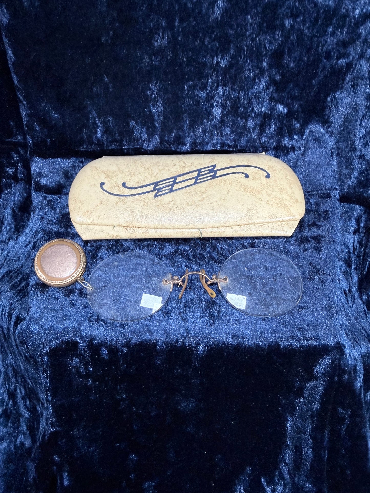 Antique Metal Jewel Pince-Nez Eyeglasses – Retractable Chain Brooch with Case