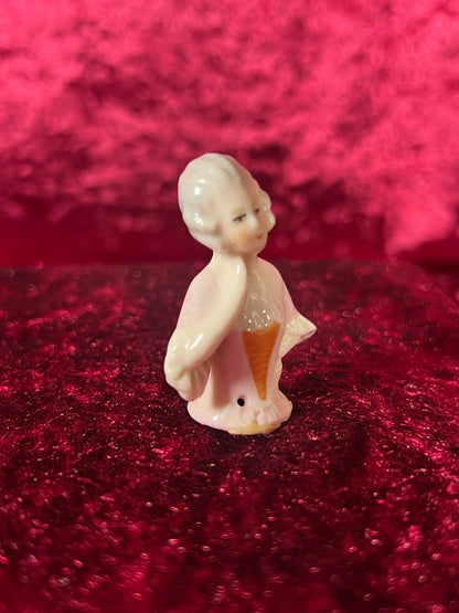 Vintage Figurine - Porcelain Miniature - French Rococo Noble Lady