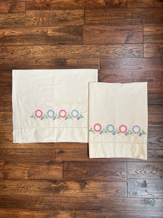 Vintage Linens - Pair of Embroidered Pillowcases - Multicolor Flower Crowns