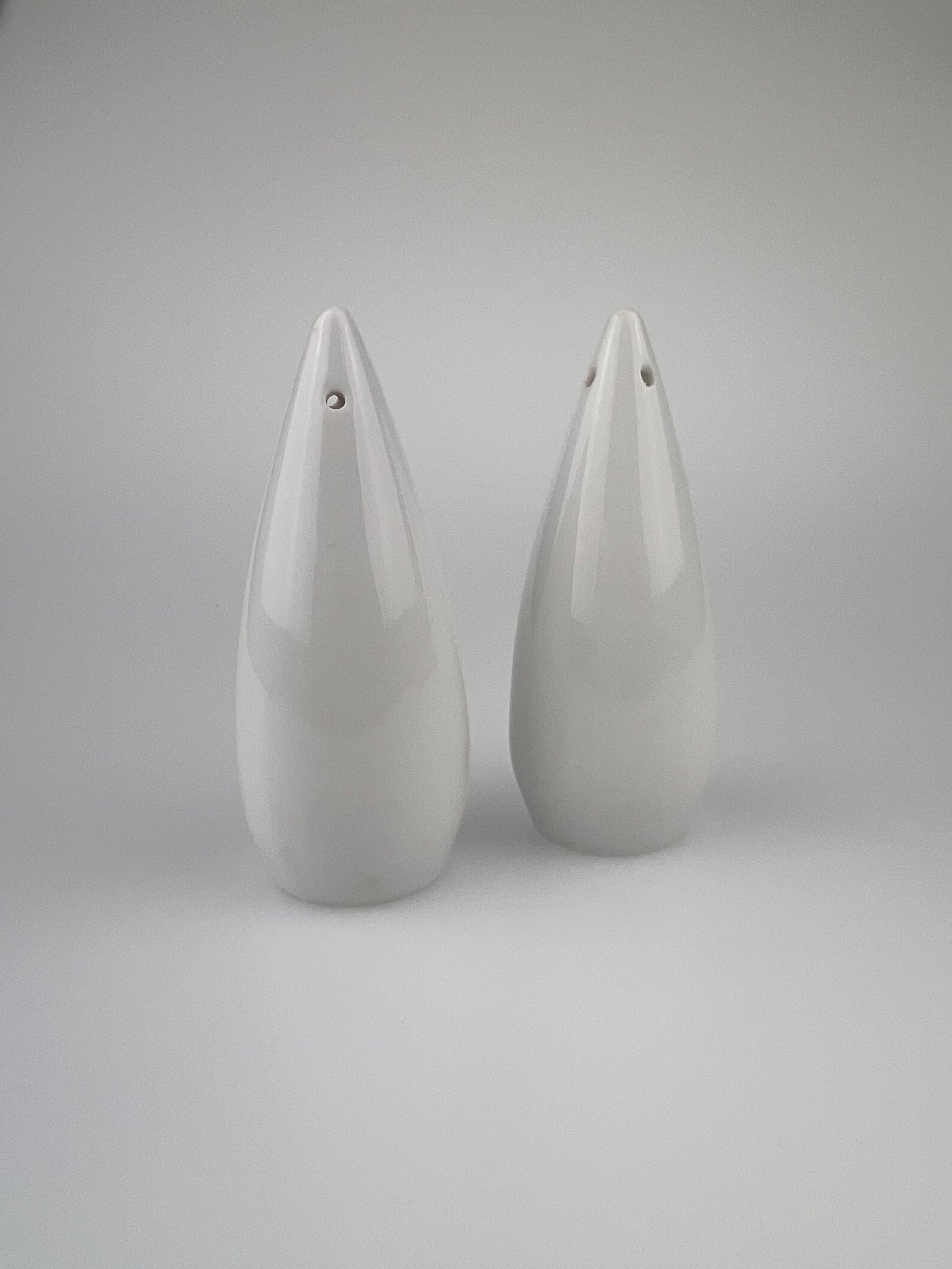 Otagiri White Contempo Salt & Pepper Shaker Set