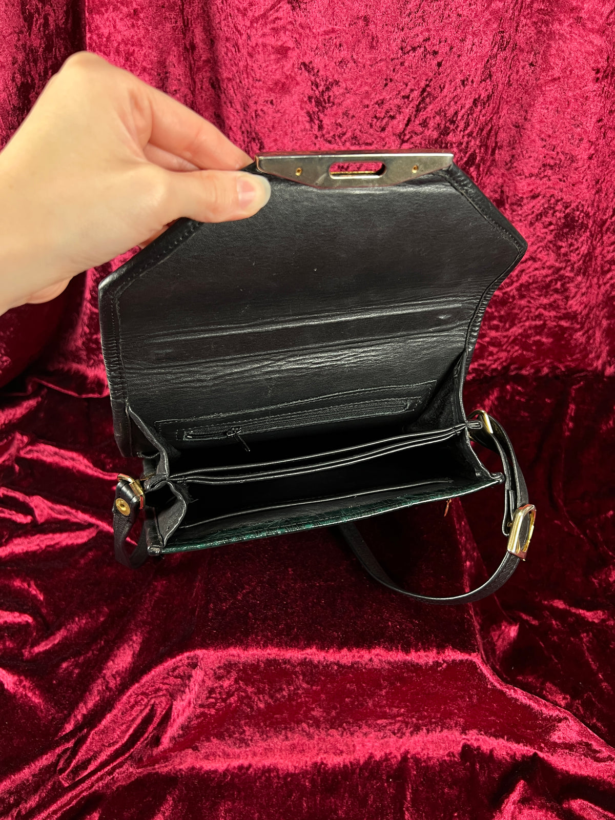 Vintage Emerald Green Leather Crossbody Bag - Croc Embossed Top Handle Purse