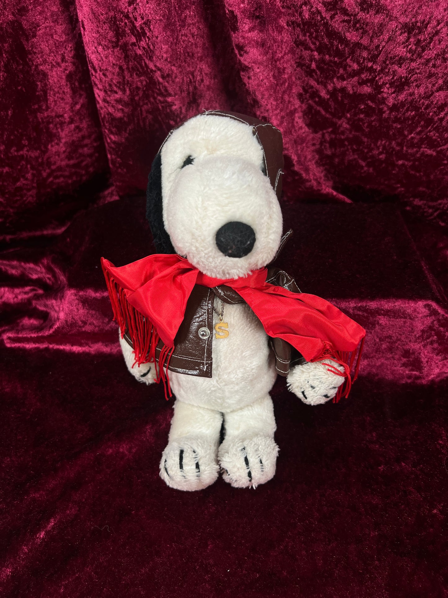 Vintage 1979 Plush Snoopy Doll and His Wardrobe - 10 Outfits - Determined Productions Inc.