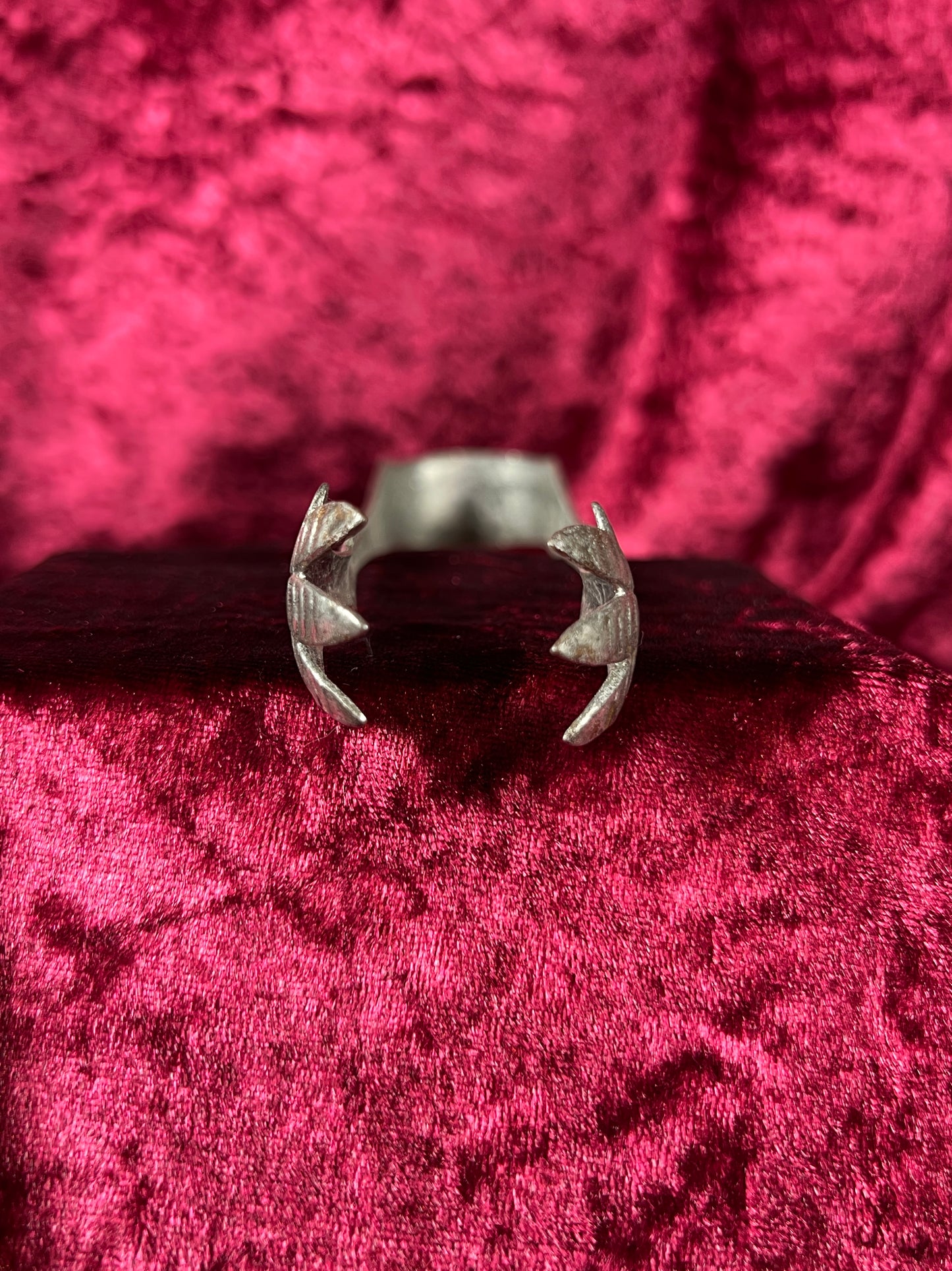 Vintage Kitchen - Sugar Cube Tongs - Scaled Dragon Claws