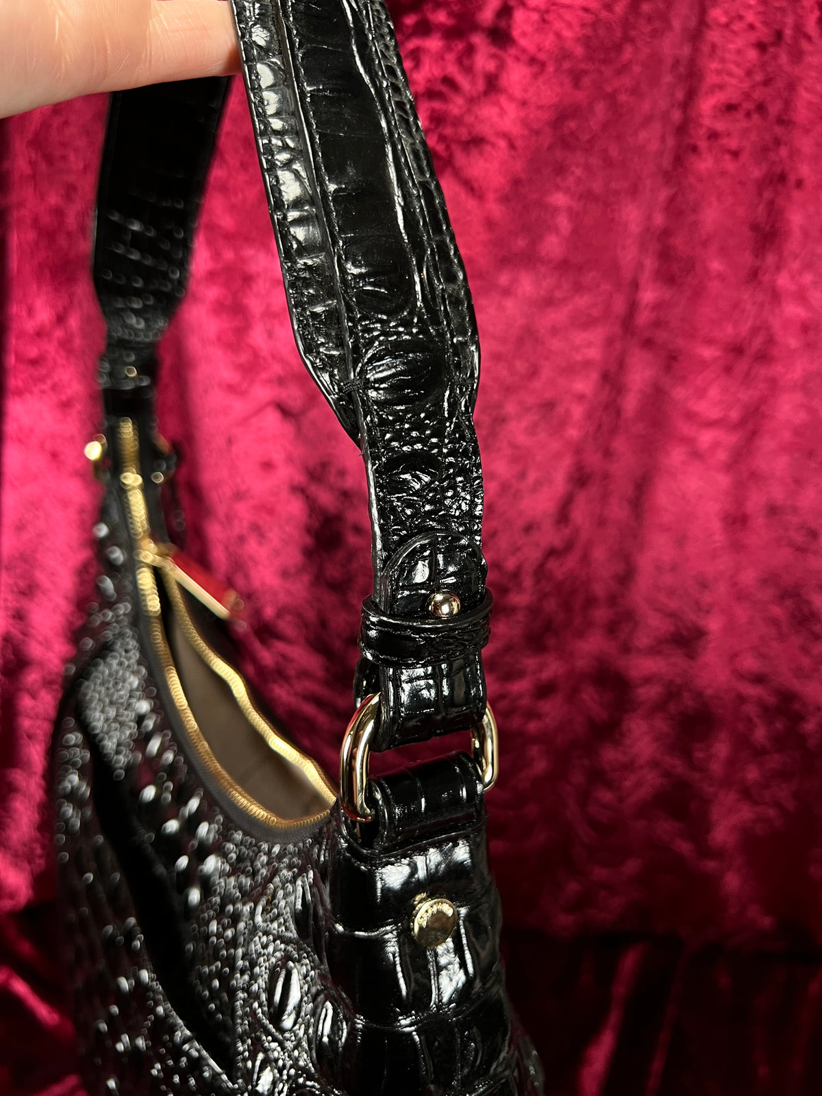 Vintage Brahmin Black Melbourne Leather Hobo Bag - Croc Embossed Shoulder Purse