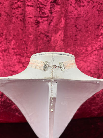 Vintage Jewelry - Y2K Choker Necklace - Pink Lace - Silver Flower