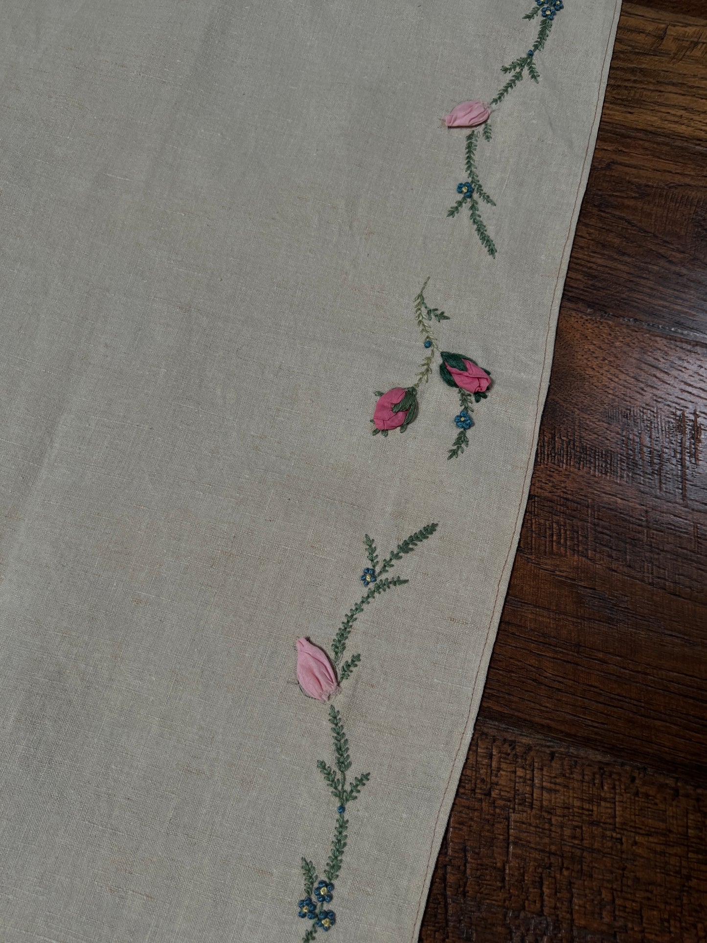 Vintage Rectangular Linen Table Runner - Hand Embroidered Puffy Pink Rosebud Vine