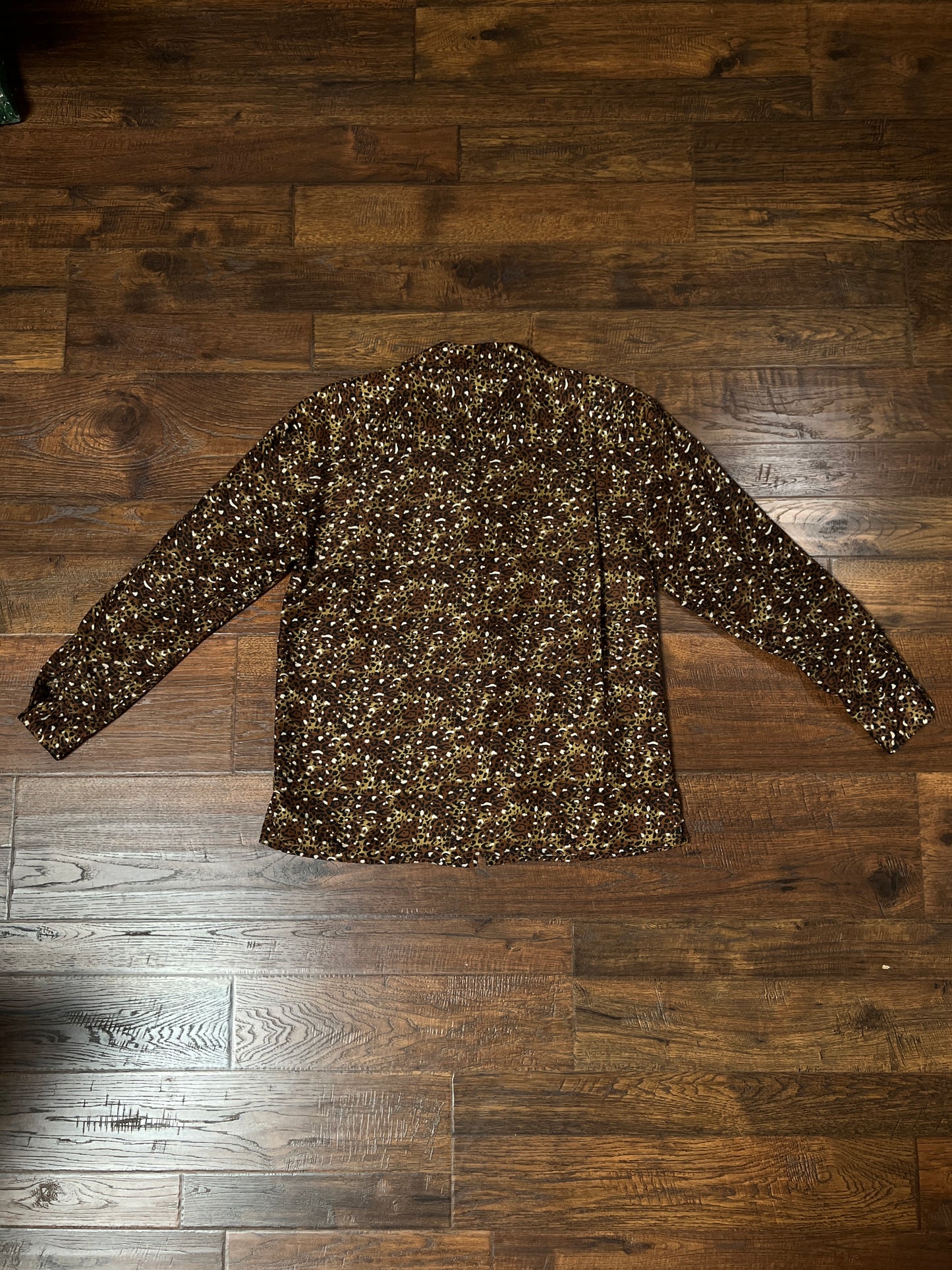 Vintage FY2 100% Silk Blouse - Brown Cheetah Animal Print Button Front - Size Medium