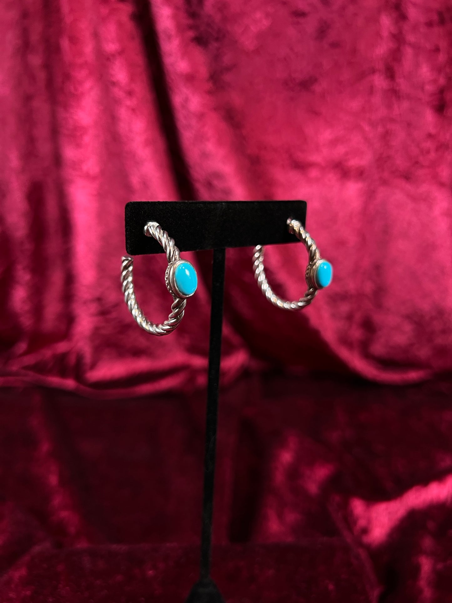 Vintage Style Sterling Silver Twisted Hoop Earrings – Cinderella Turquoise Cabochon