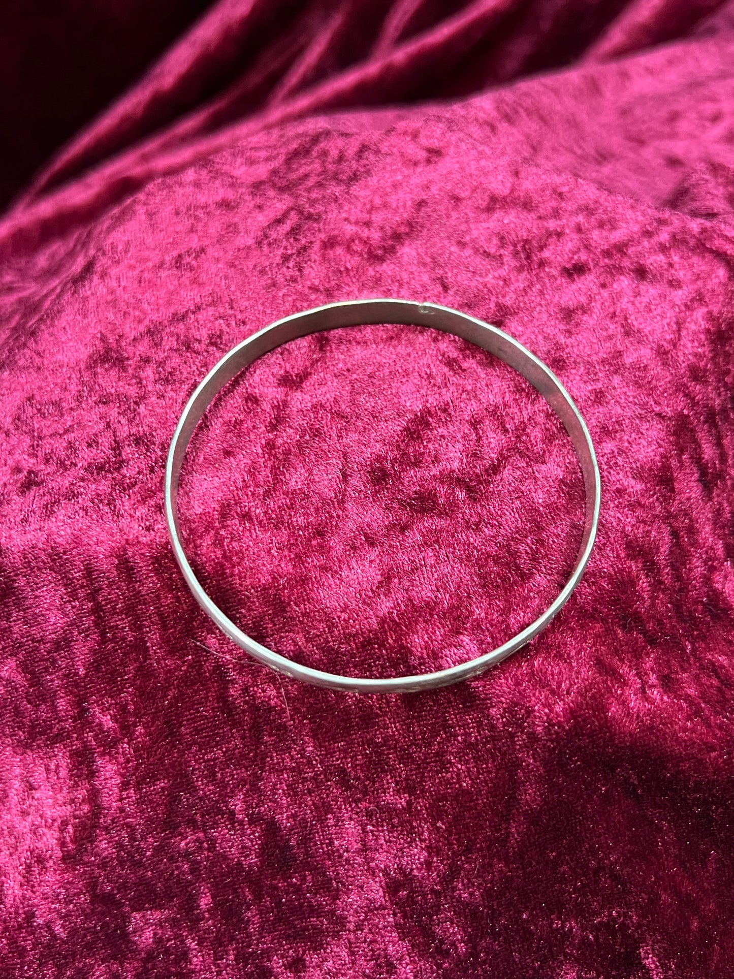 Vintage Jewelry - Bangle Bracelet - 925 Sterling Silver - Stamped Eagles - Mexico