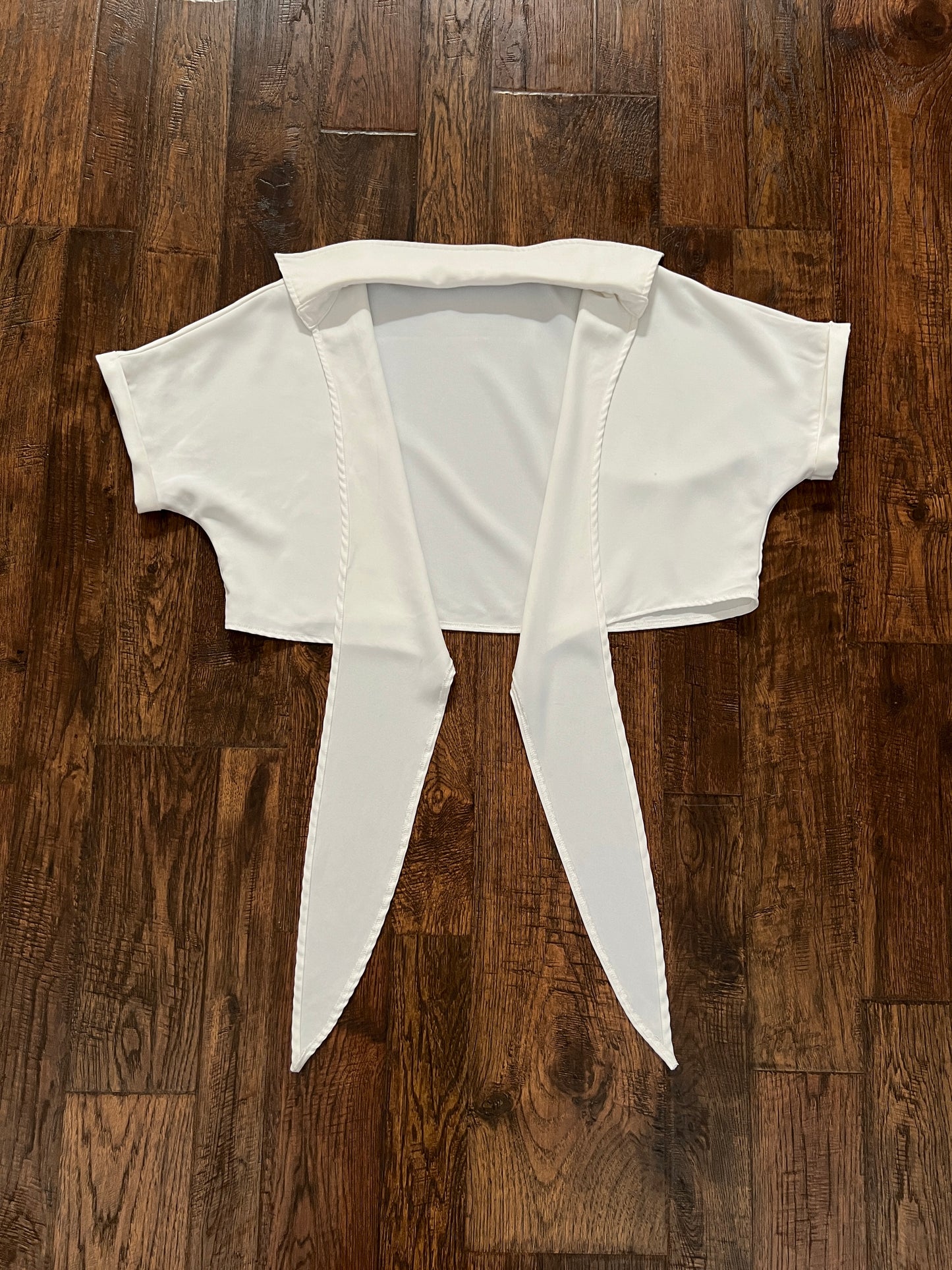 Vintage White Tie Front Shrug Crop Top - Collared Short Sleeve Bolero
