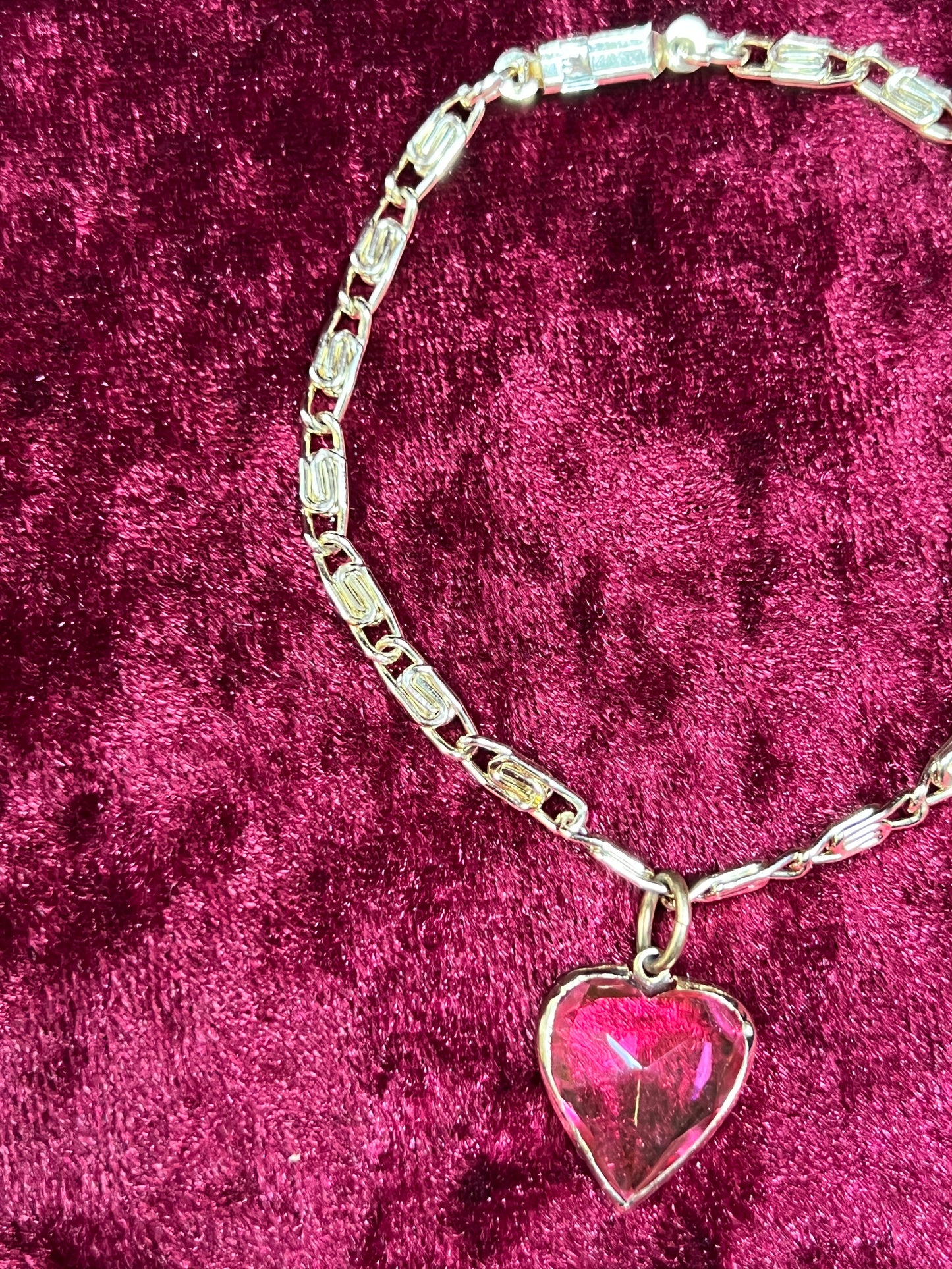 Vintage Jewelry - Bracelet - Gold Tone Metal - Pink Heart Pendant - Germany