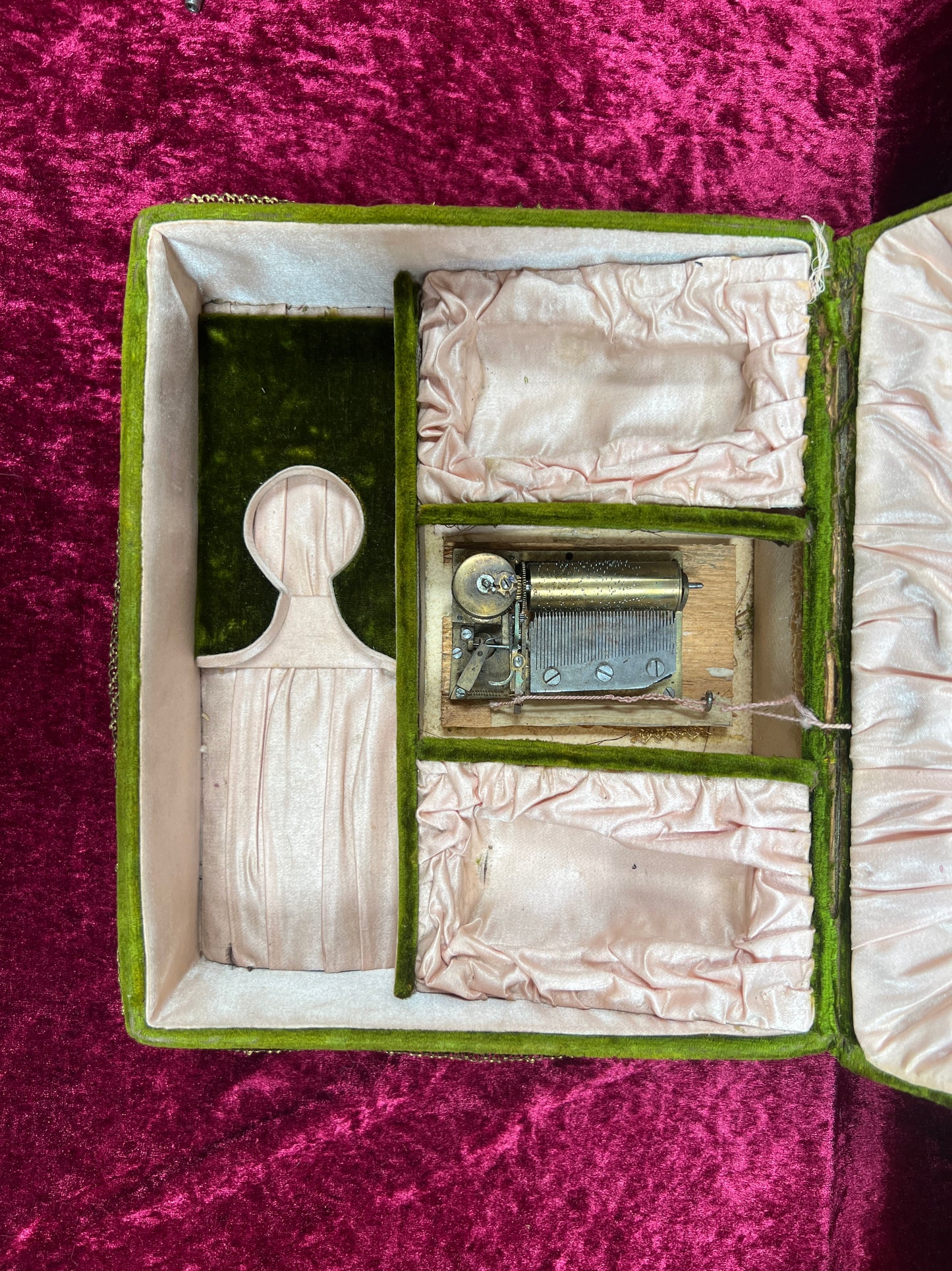 Antique Vanity Decor - French Musical Perfume Box - Green Velvet - Gold Metal Trim