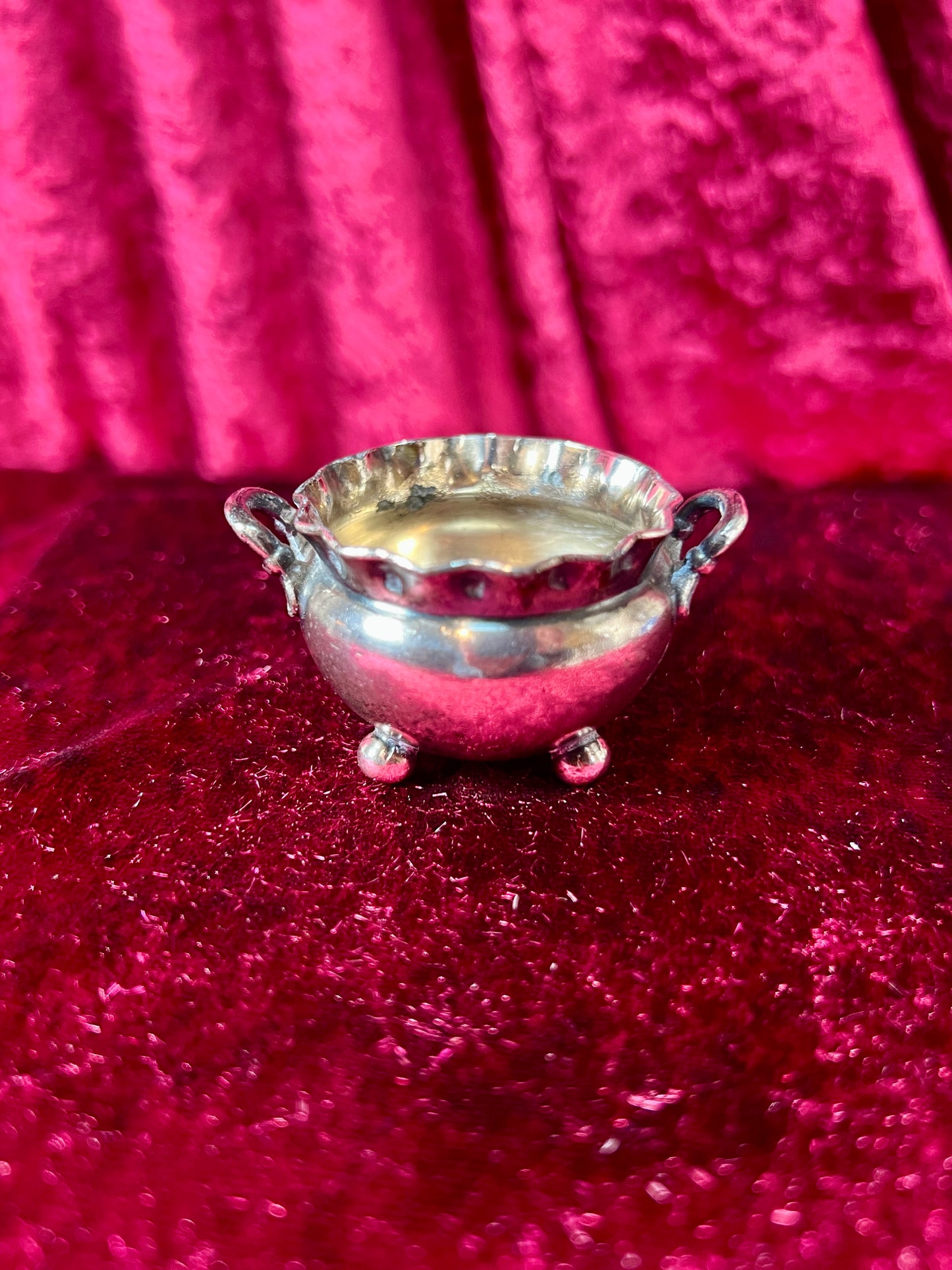 Vintage Kitchen - Footed Salt Cellar - Sterling Silver Plated - Scalloped Edge with Handles - Silver Plate Co.