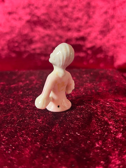 Vintage Figurine - Porcelain Miniature - French Rococo Noble Lady