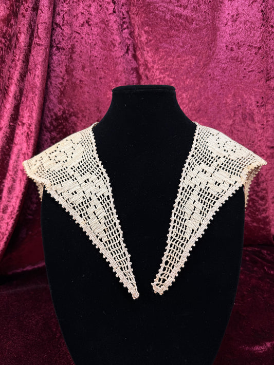 Vintage Crochet Lace Collar – Hand Made Victorian Style Pointed Overlay