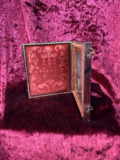 Antique Daguerreotype Portrait in Leather Case – Civil War Era Gentleman Tin Type Photograph