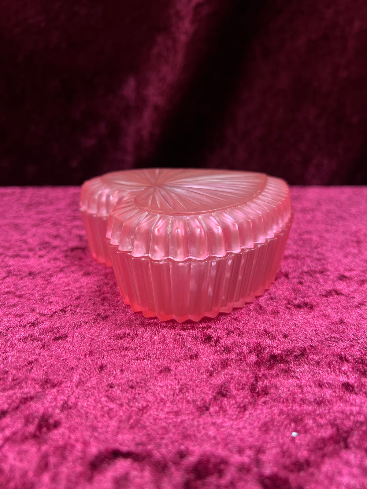 Vintage Pink Plastic Trinket Box - Radiating Heart