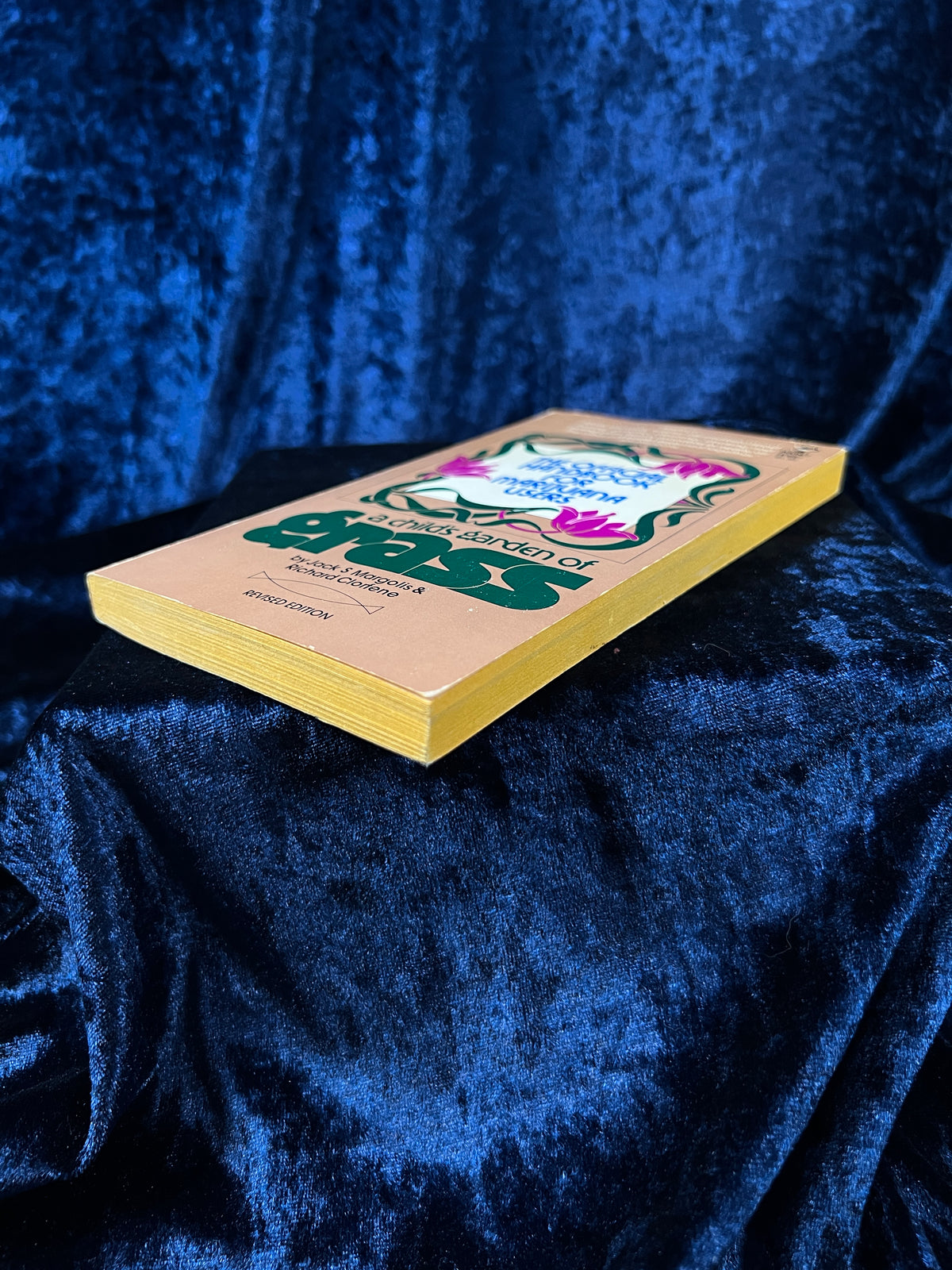 Vintage A Child's Garden of Grass by Jack S. Margolis and Richard Clorfene - Revised Pocket Book Edition