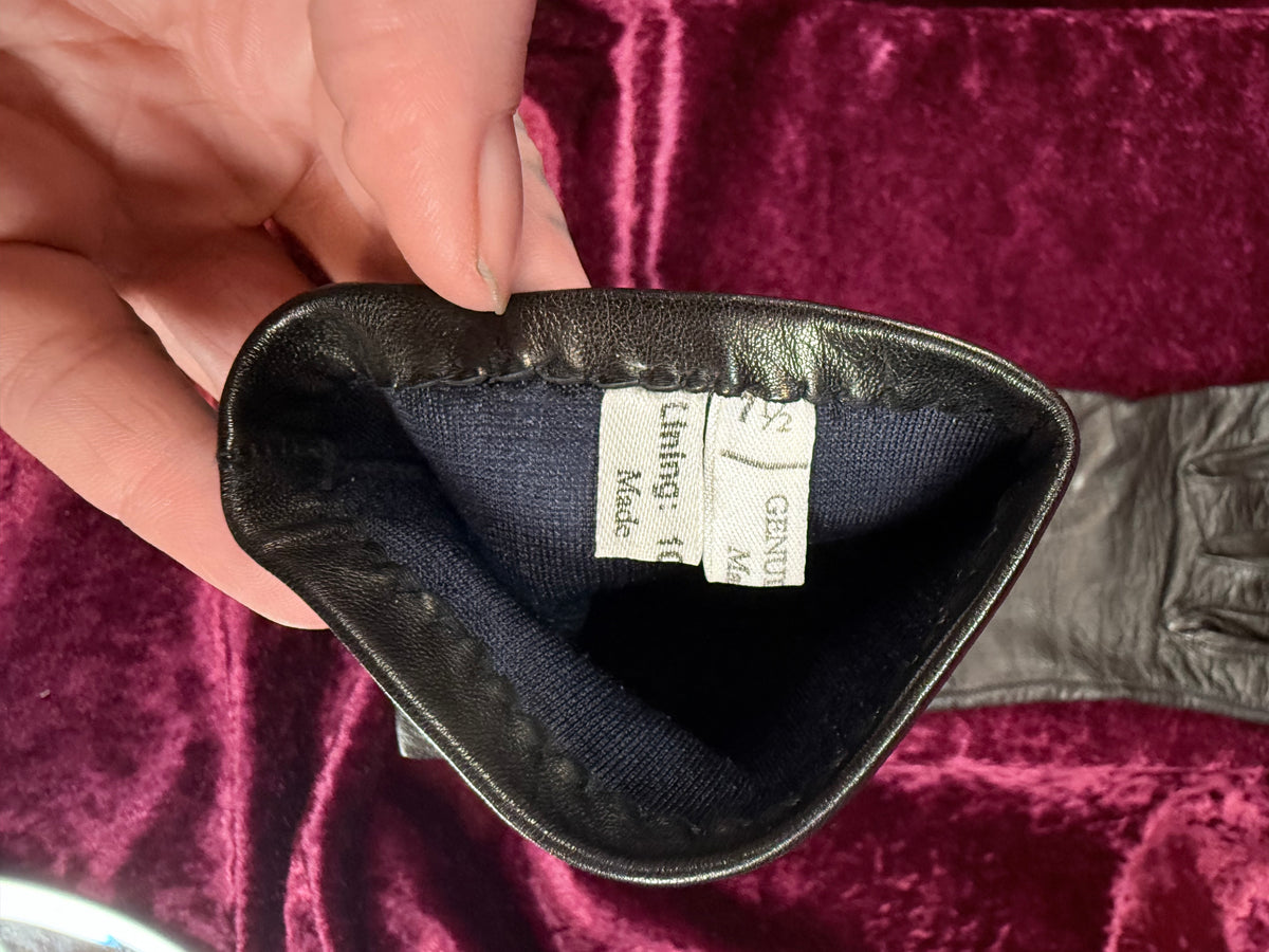 Vintage Black Leather Gloves with Silk Lining - Saks Fifth Avenue - Made in Italy