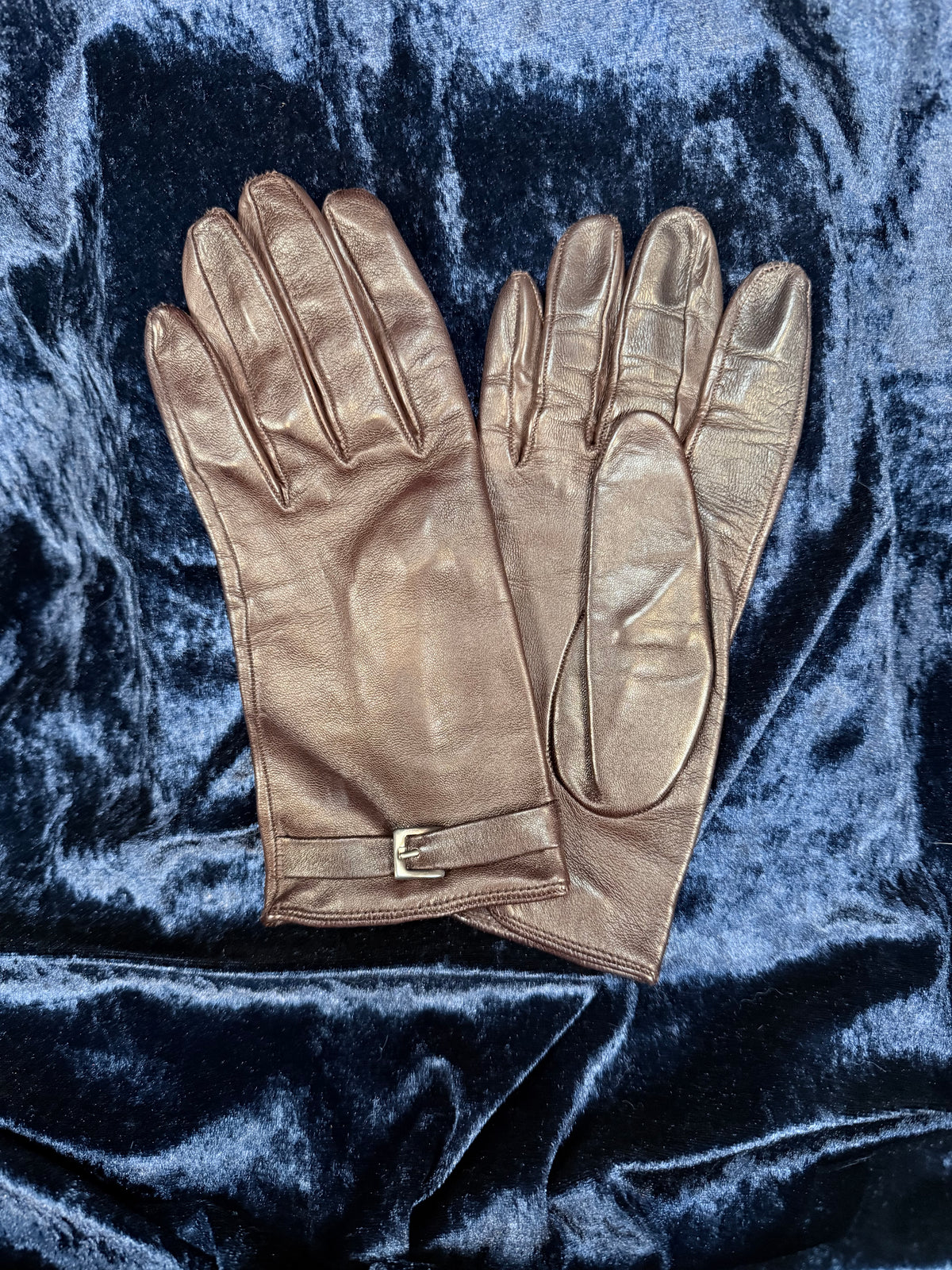 Vintage Saks Fifth Avenue Brown Leather Gloves - Buckled Cuffs - Size 8