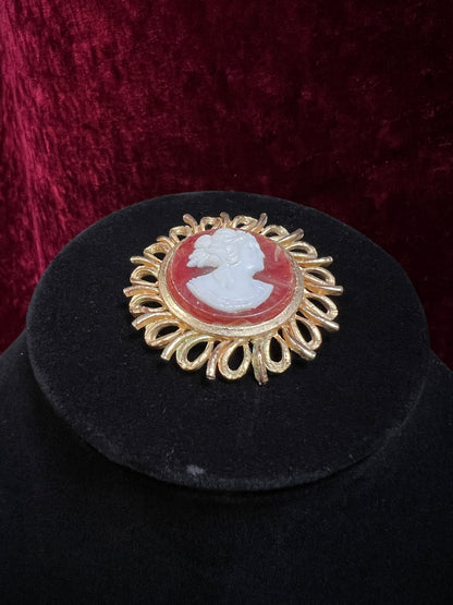 Vintage Gold Tone Metal Cameo Brooch - 1970s Victorian Reproduction