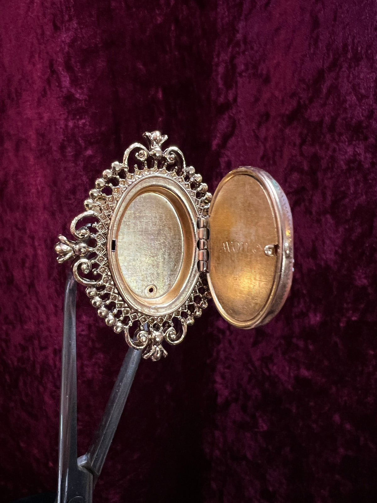 Vintage Avon Gold Tone Metal Locket Brooch - Victorian Style Cameo Reproduction