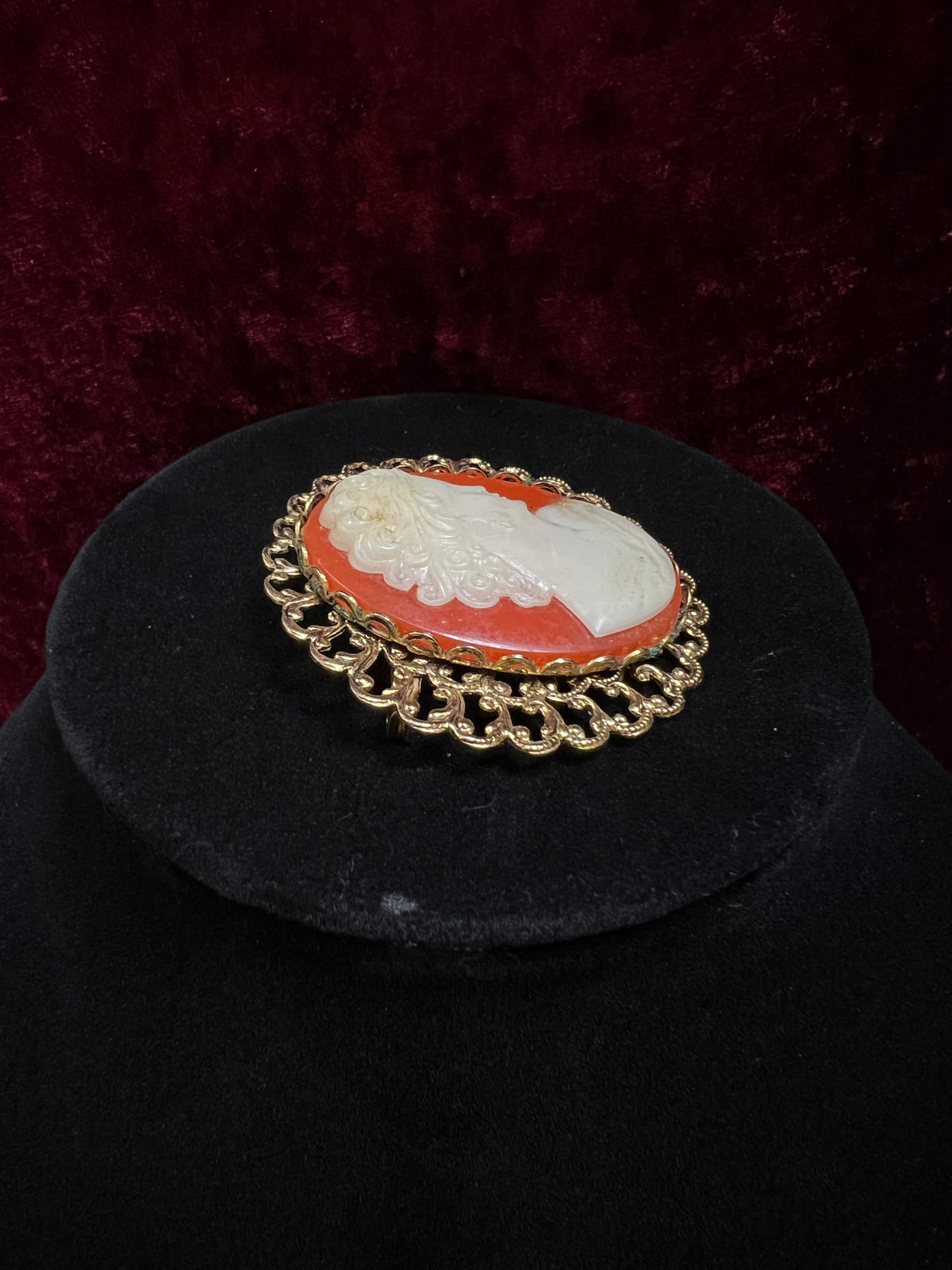 Vintage Ornate Gold Tone Metal Cameo Brooch - 1970s Victorian Style Reproduction