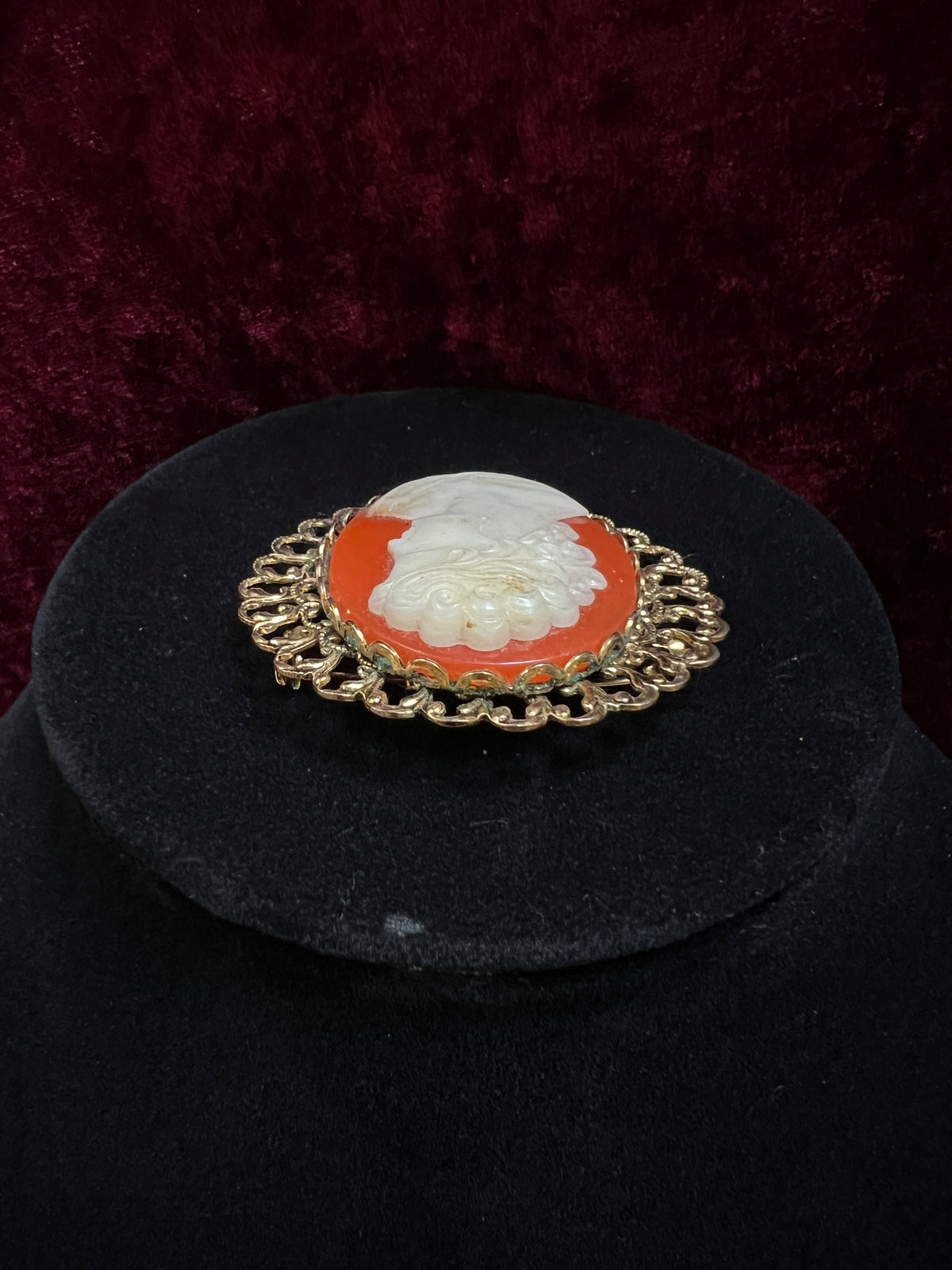 Vintage Ornate Gold Tone Metal Cameo Brooch - 1970s Victorian Style Reproduction