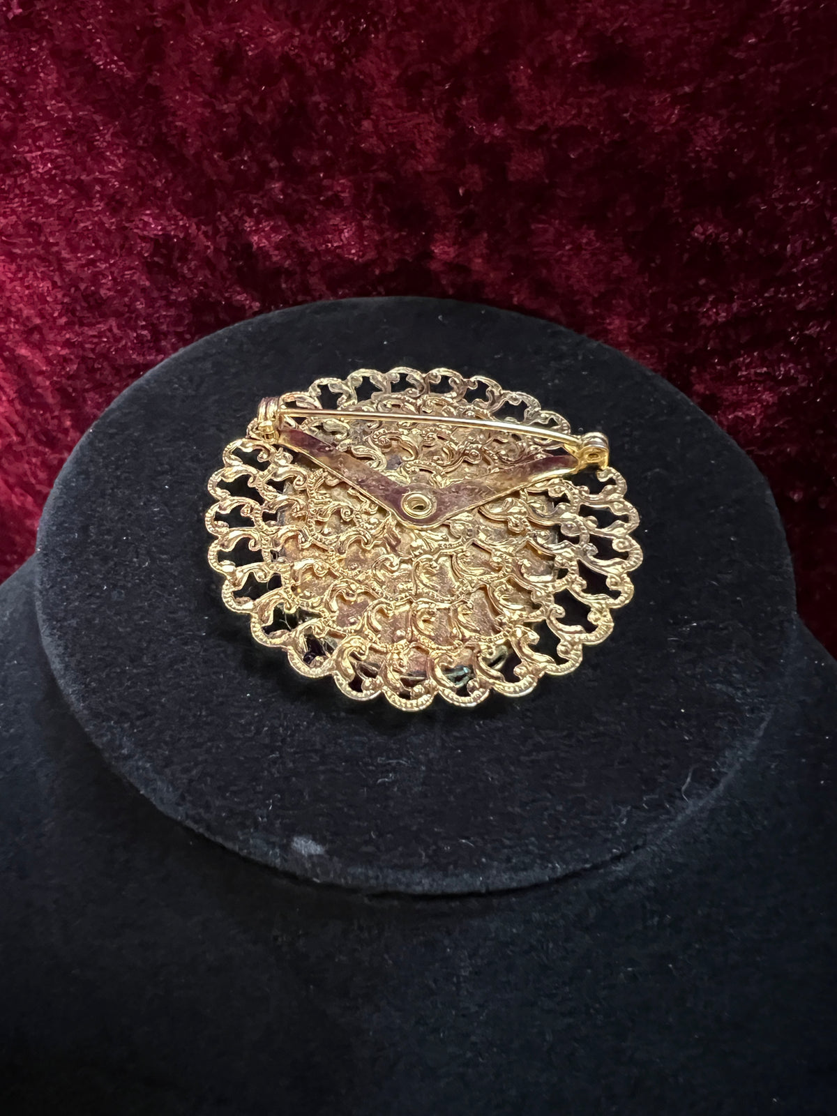 Vintage Ornate Gold Tone Metal Cameo Brooch - 1970s Victorian Style Reproduction