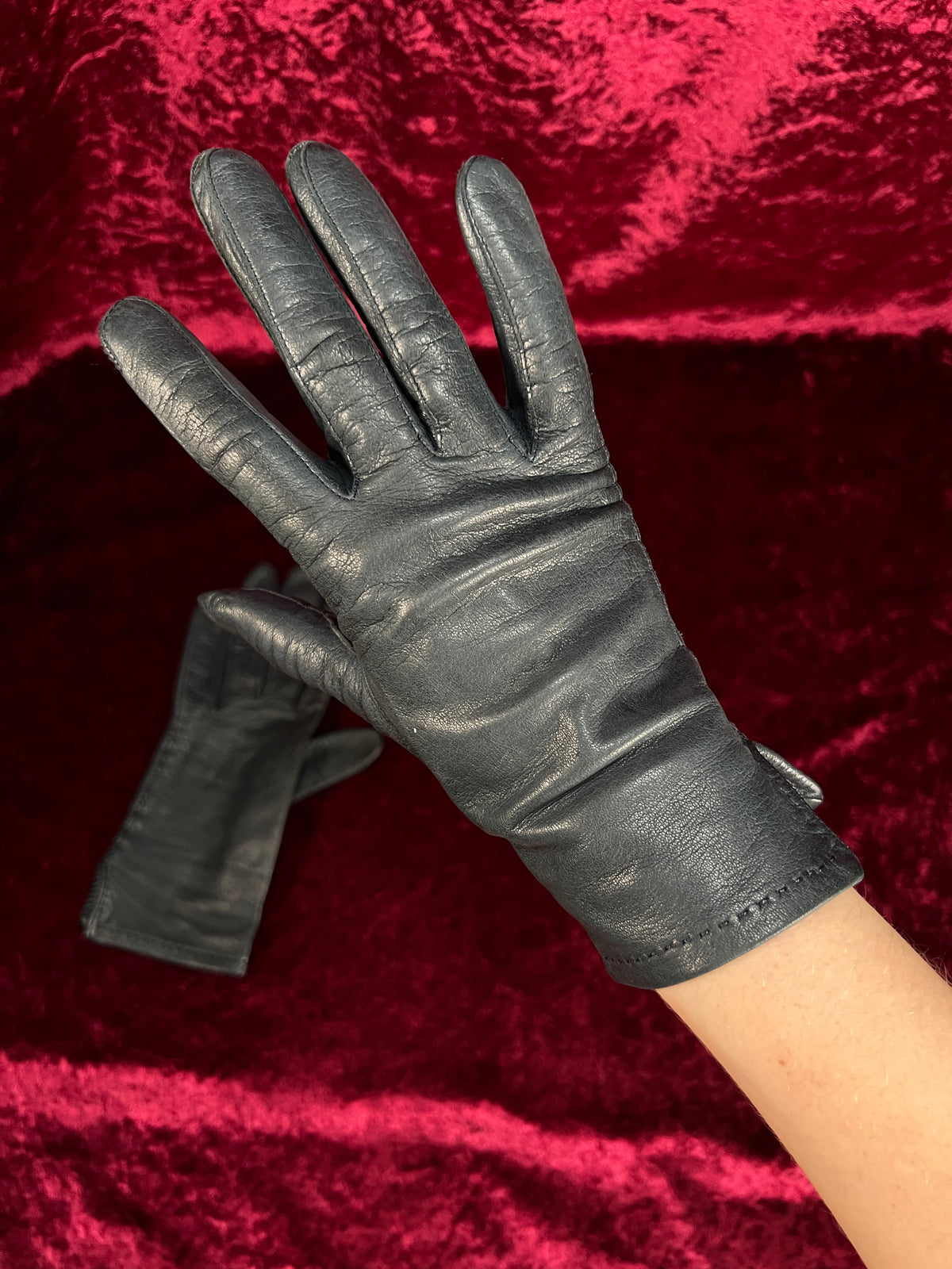 Vintage Leather Gloves - Dark Blue-Black Pair Unlined