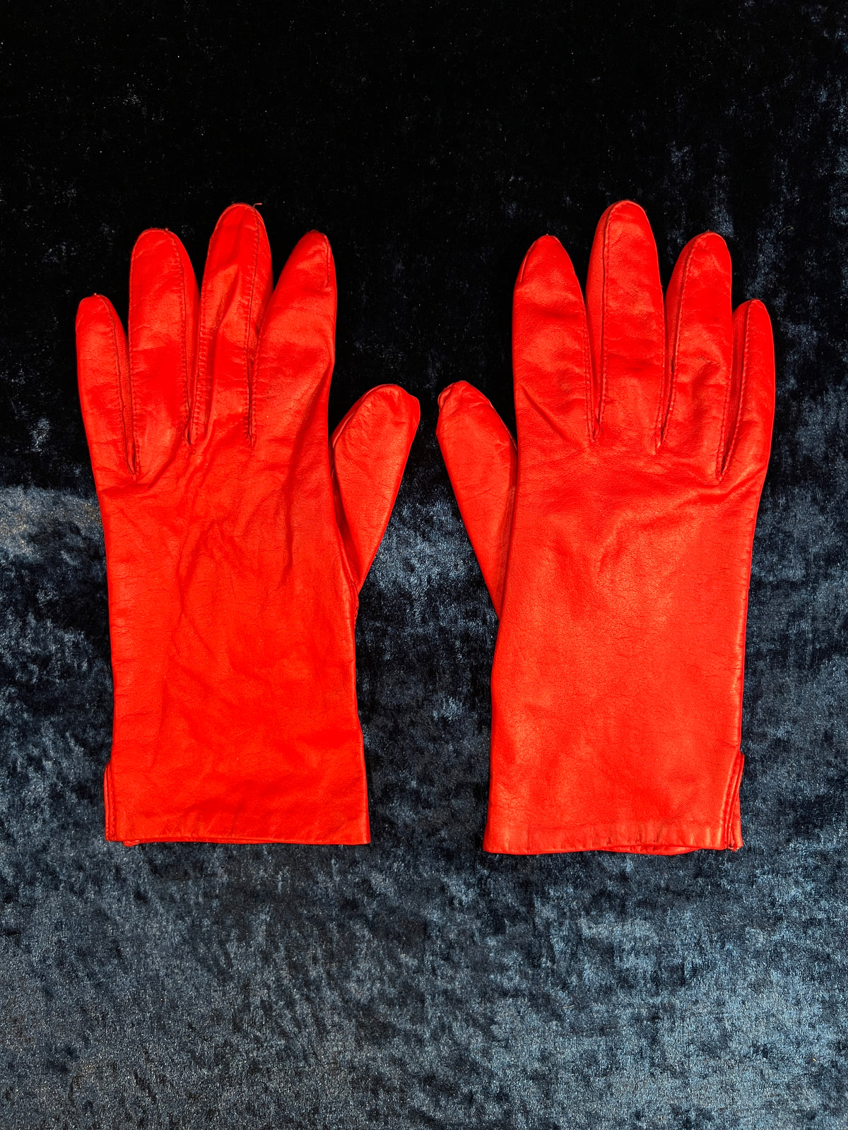 Vintage Genuine Leather Gloves - Red Wrist-Length Pair