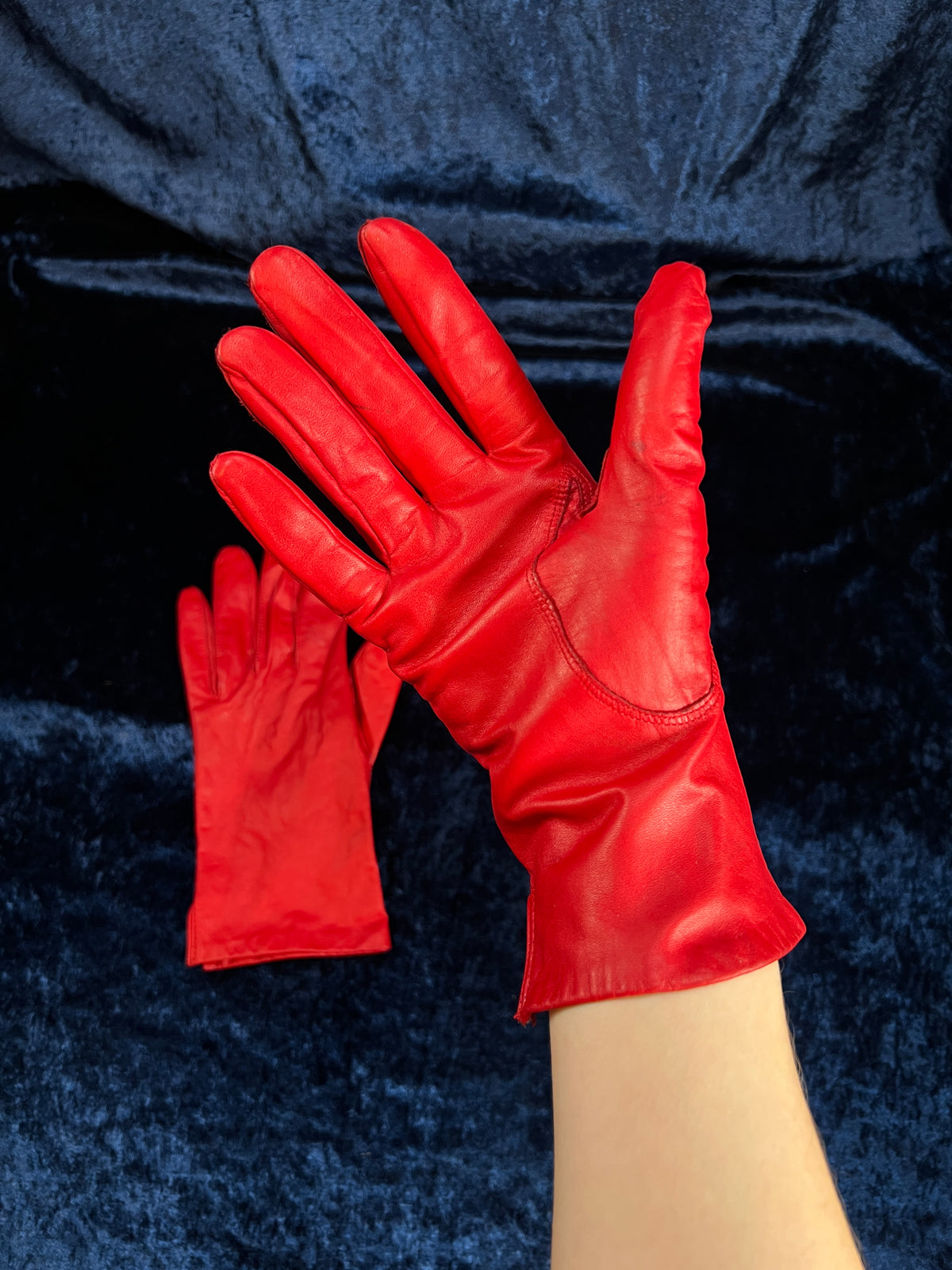 Vintage Genuine Leather Gloves - Red Wrist-Length Pair