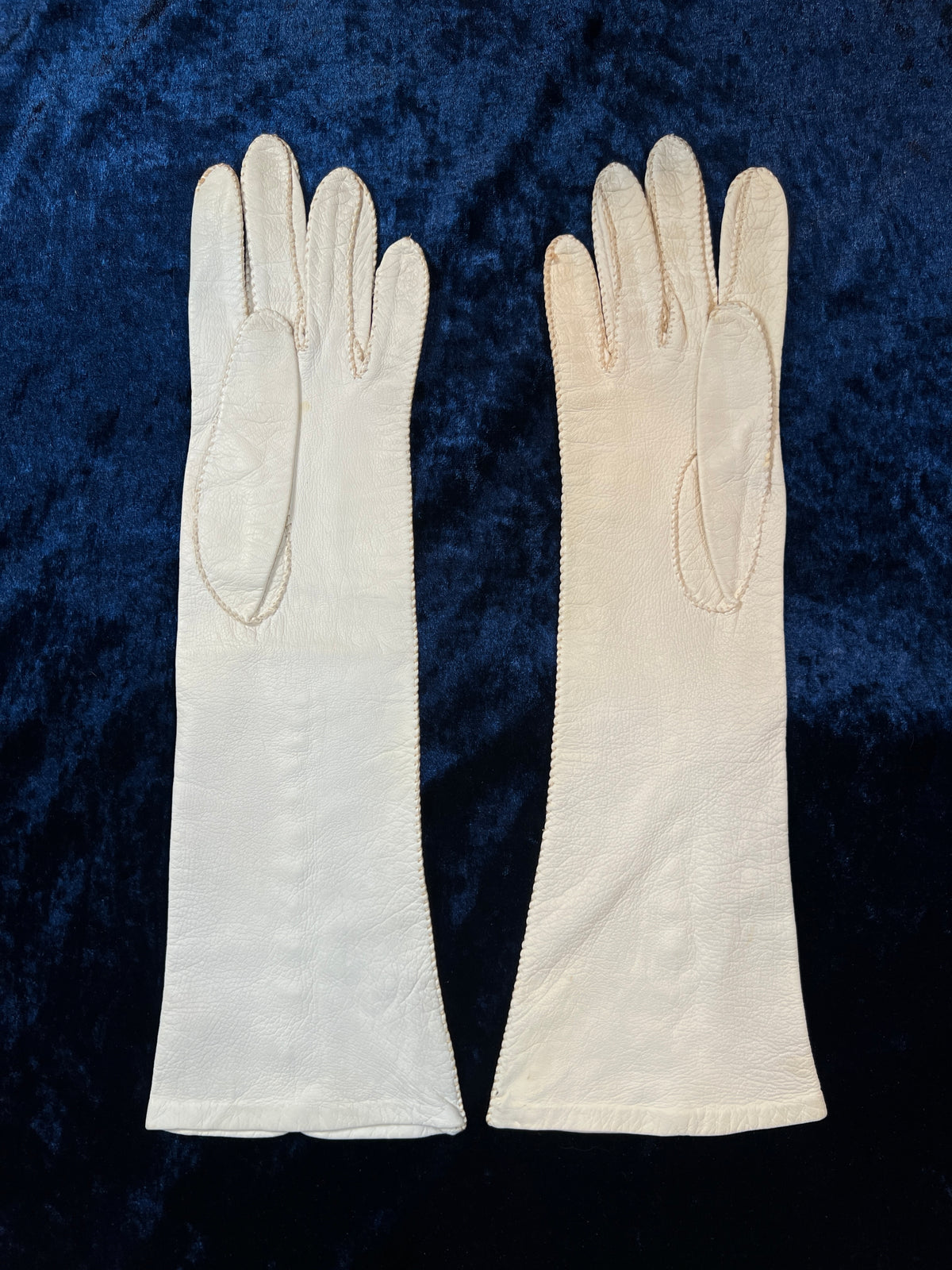 Vintage Genuine Leather Gloves - Cream Diamond Cutout Gauntlet Pair