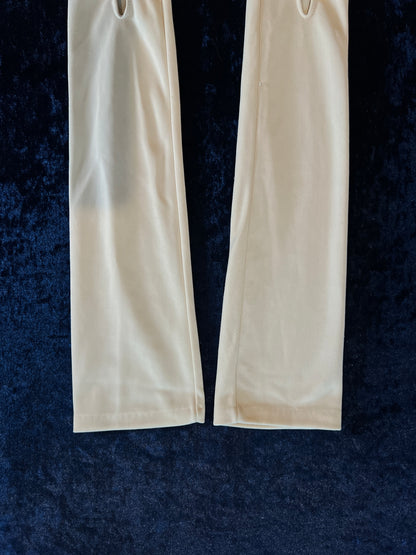 Vintage Nylon Opera Length Gloves - Cream Three-Button Mousquetaire Pair