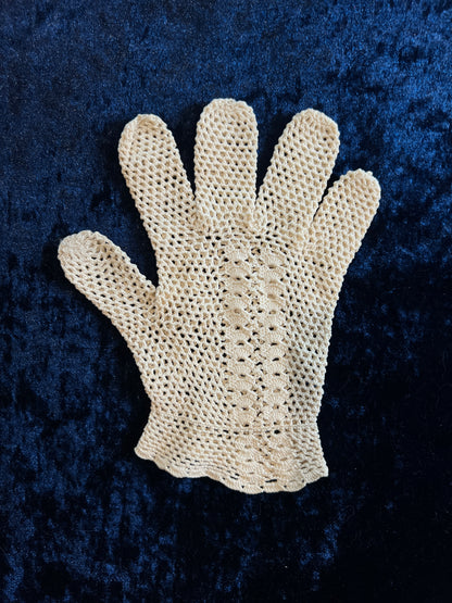Vintage Crochet Mesh Wrist Gloves - Cream Beige Pair
