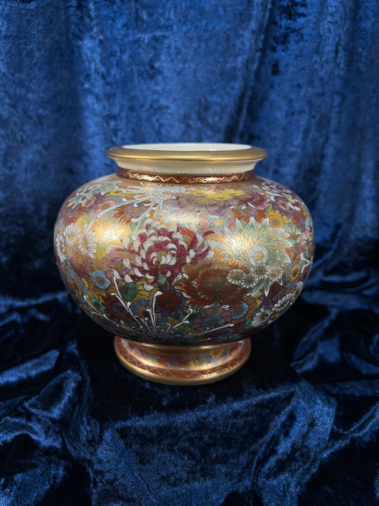 Antique Japanese Satsuma Vase - Gold Gilt Mille-Fleur Thousand Flowers Signed
