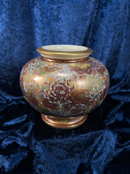 Antique Japanese Satsuma Vase - Gold Gilt Mille-Fleur Thousand Flowers Signed