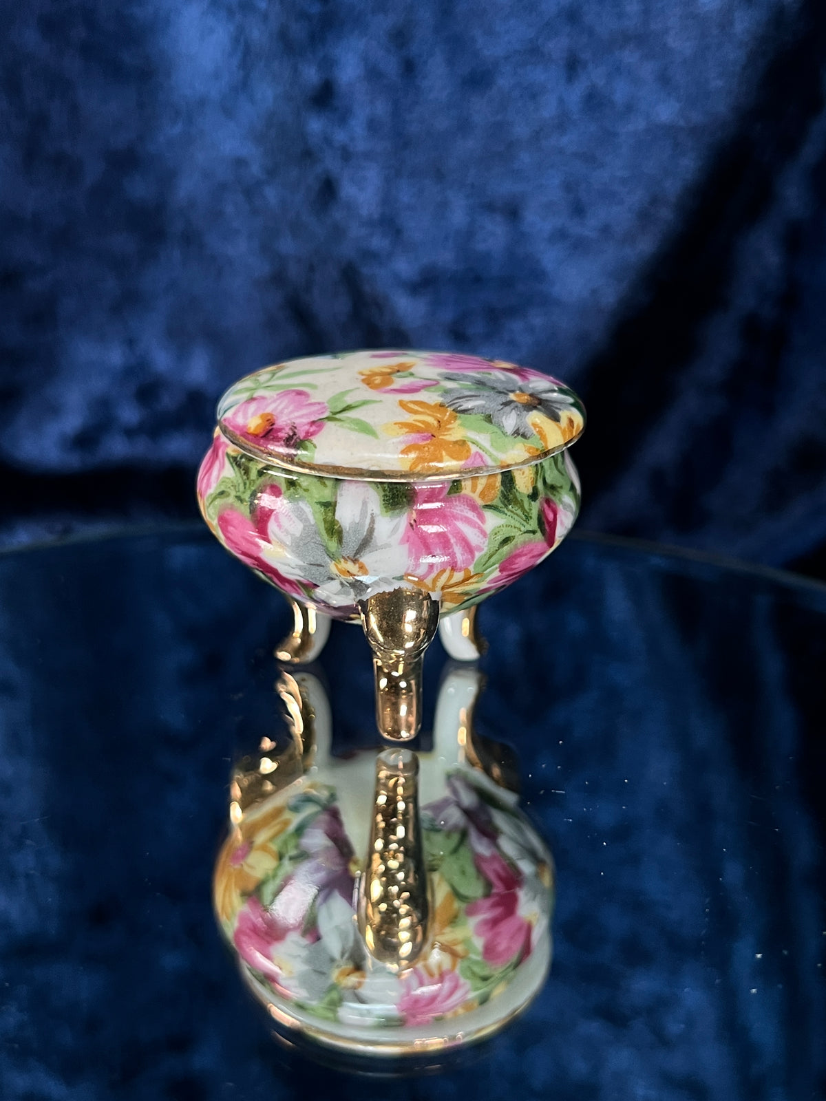 Vintage Ceramic Footed Trinket Box - Three Gold Feet and Pink Floral Motif