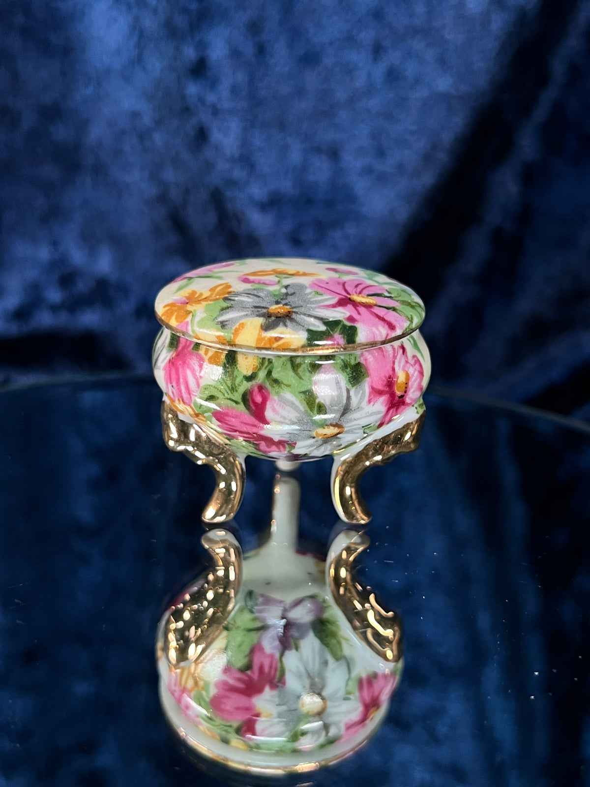 Vintage Ceramic Footed Trinket Box - Three Gold Feet and Pink Floral Motif