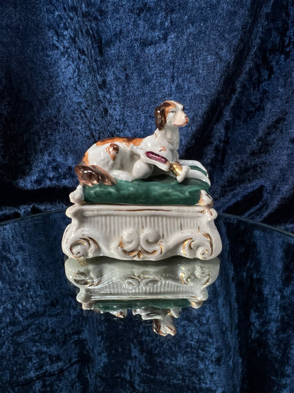 Antique Porcelain Staffordshire Fairing Trinket Box - Hunting Dog & Bugle