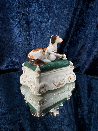 Antique Porcelain Staffordshire Fairing Trinket Box - Hunting Dog & Bugle