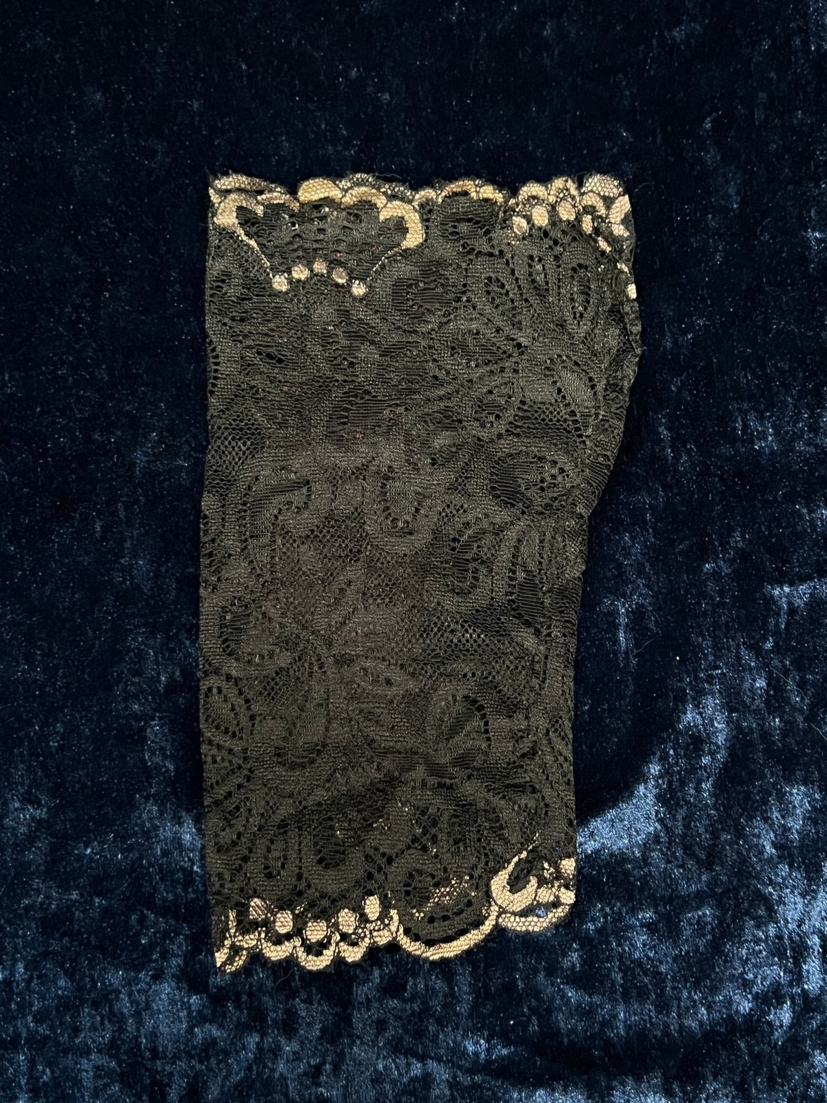 Vintage Mesh Lace Fingerless Gloves - Purple Floral Beaded Applique